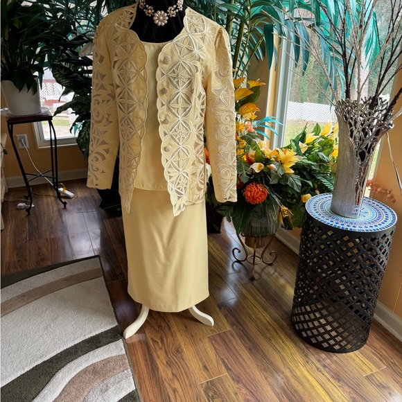 Night Studio Coutour Ladies 3 pc suit size14 - Picture 1 of 11